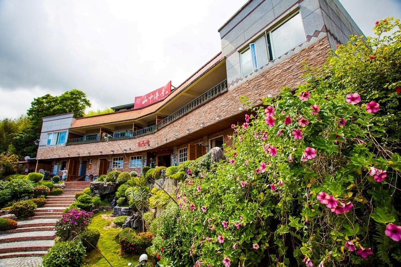 Mountain House Bed & Breakfast Shuiyuan Exterior photo